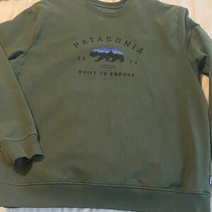 Patagonia Men's Olive Crewneck Sweater